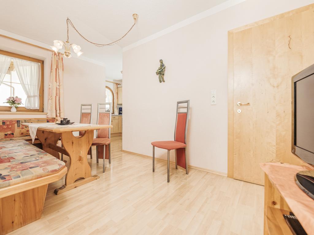 Apart Christine Aschau Im Zillertal Номер фото